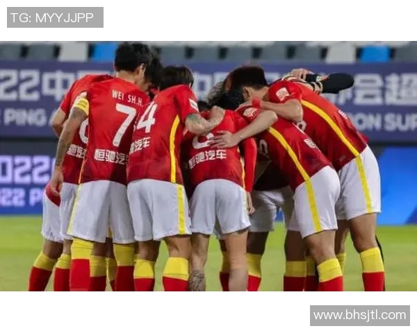 广州恒大与鲁能精彩对决集锦回顾球迷不容错过的经典瞬间